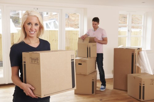 Removal van and moving team preparing a local house move in Toedinburgh