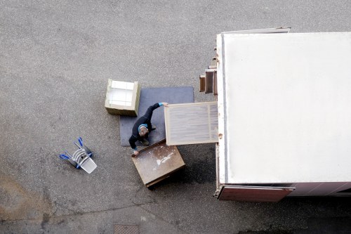 Loading boxes and furniture into a moving van in Toedinburgh