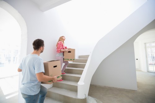 Packing and loading belongings for a house move in Toedinburgh