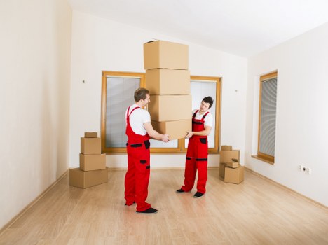 Moving checklist and loading process for a local removals service
