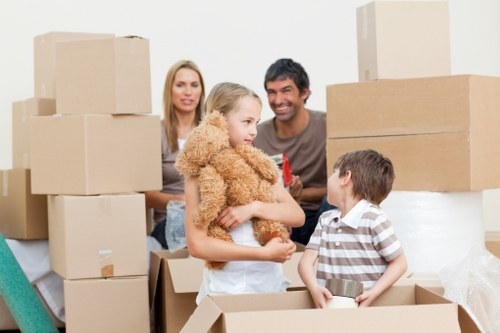 Local residential street in Toedinburgh suitable for removals